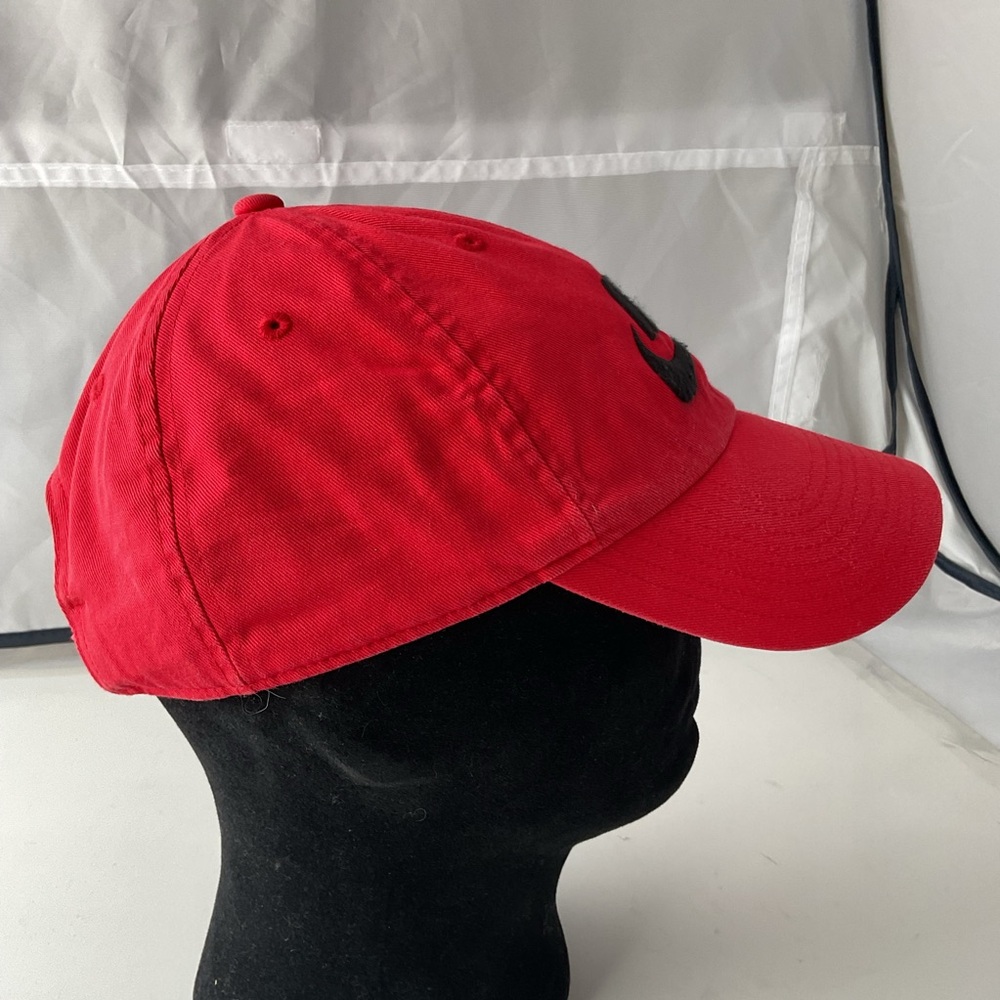 Nike 1 Size Heritage86 Red Adult Strapback Adjustable Hat Cap Embroidered Logo - Picture 4 of 6